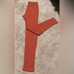 Alphalete Leggings size Small